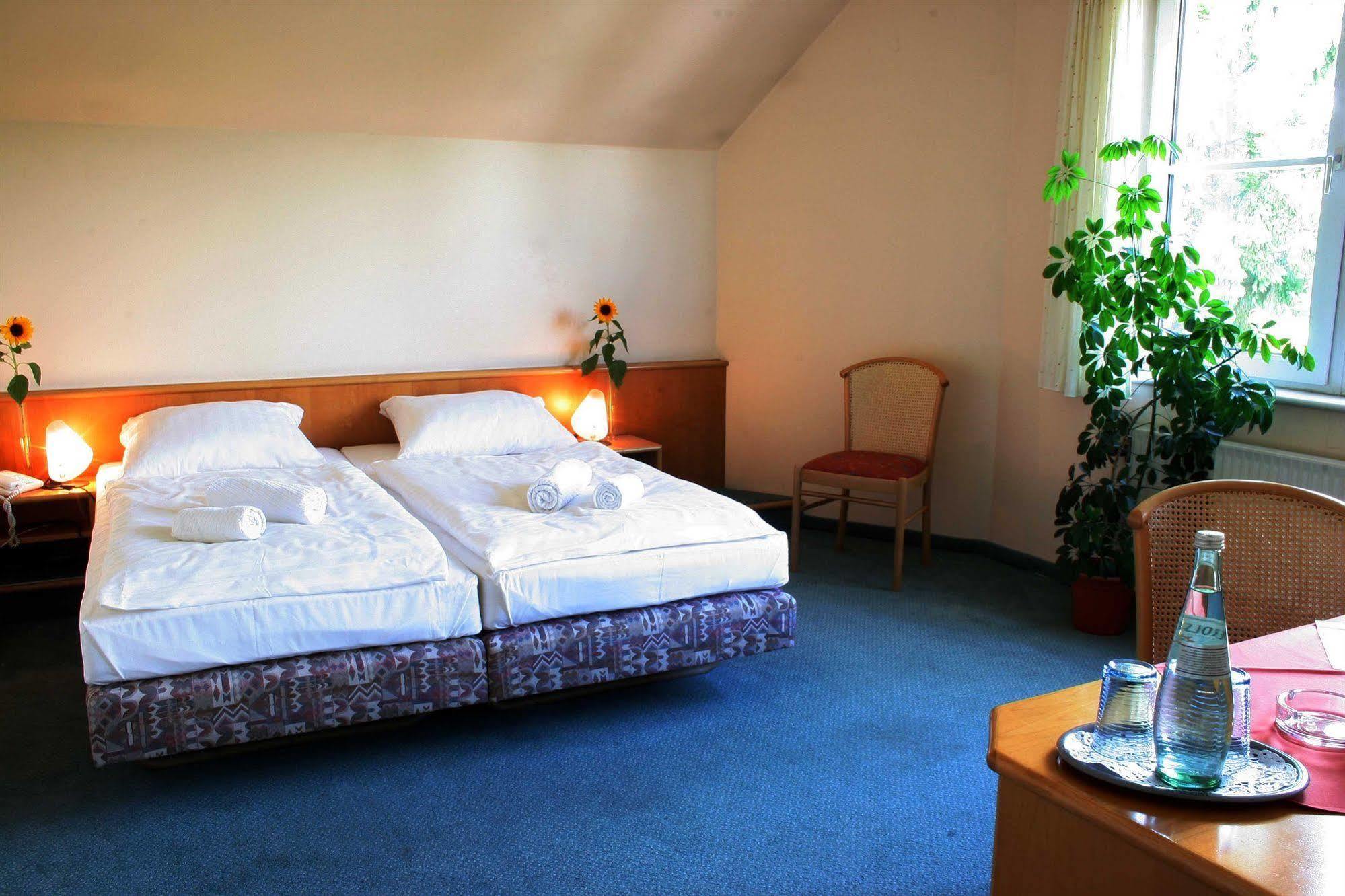 Hotel Zum Ratsherrn Lubeck Exterior photo